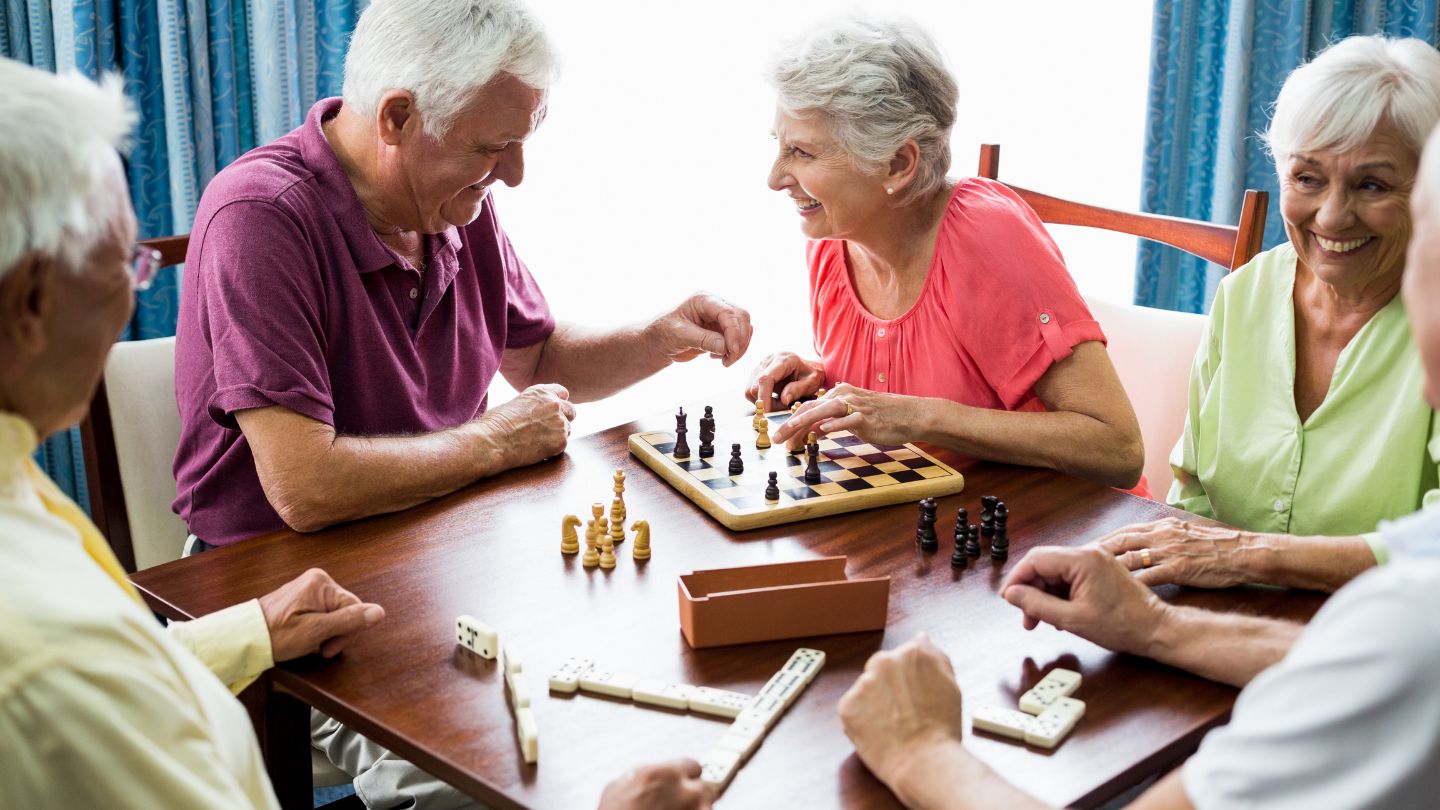 Demenz im Alter vorbeugen: 7 bewährte Strategien für ein scharfes und gesundes Gedächtnis